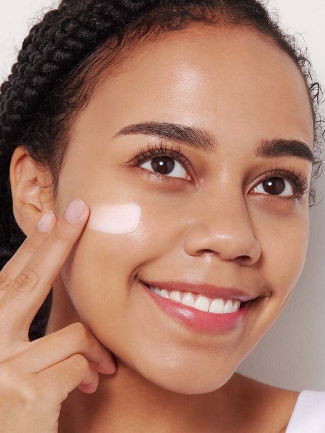 7 Moisturizers You Can Comfortably Wear Under Makeup